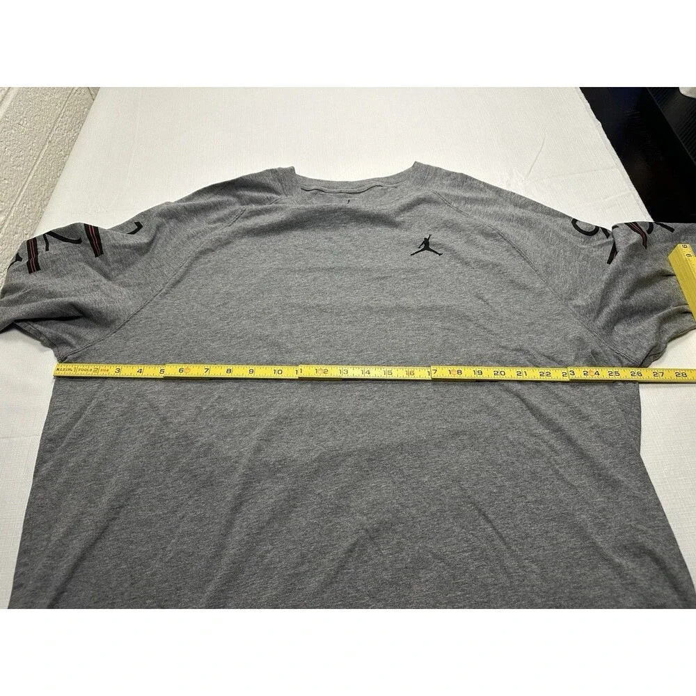 Men's Air Jordan 6 Times 3/4 Raglan T-Shirt Size 3XL Grey 862423-091